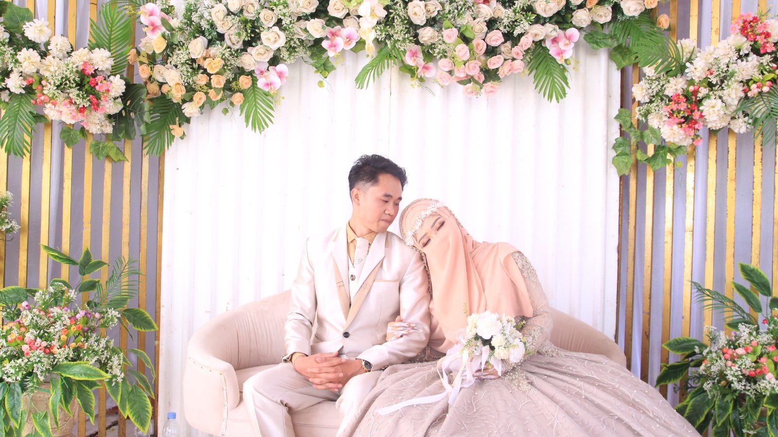 Foto pasangan Risma & Syamsul