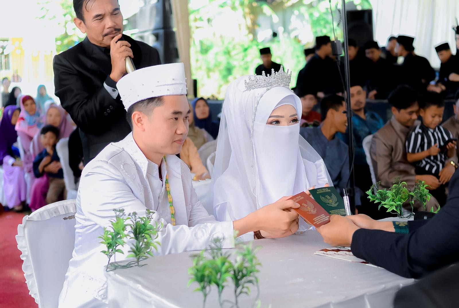 Foto pasangan Risma & Syamsul